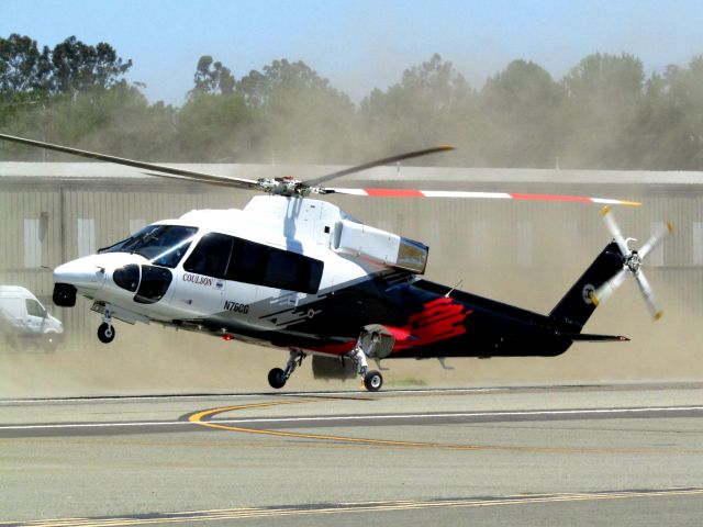 Sikorsky S-76 (N76CG) - Landing RWY 24