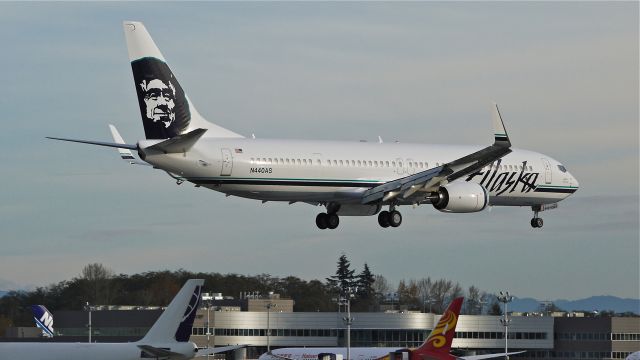 Boeing 737-900 (N440AS) - BOE712 on final to Rwy 16R during a flight test on 11/11/13. (LN:4675 cn 41705).