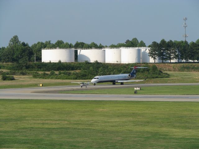 Cessna Commuter (N5935T) - 6/5/2008 Ready for departure 18C