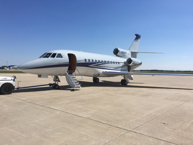 Dassault Falcon 900 (N420PD)