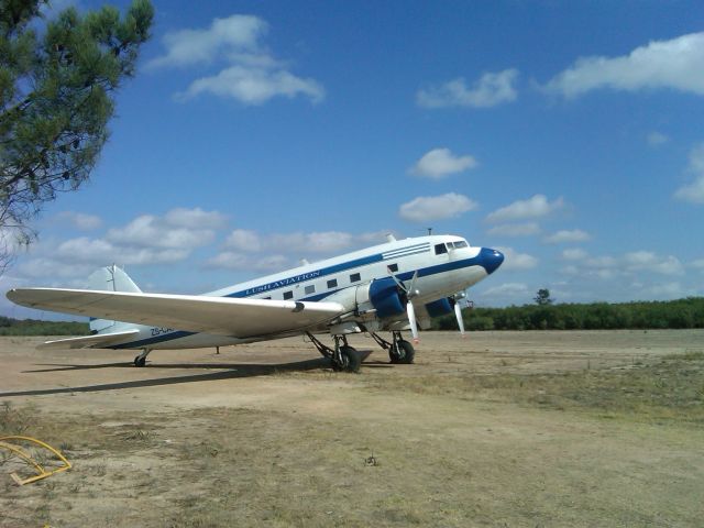 Douglas DC-3 (ZS-CAI)