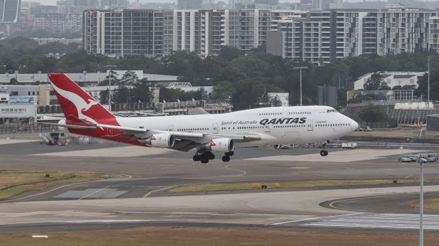 Boeing 747-400 (VH-OEH)