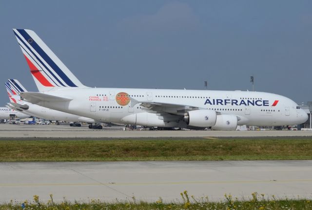 Airbus A380-800 (F-HPJE)