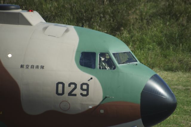 KAWASAKI C-1 (98-1029) - RWY35  26.Oct.2011