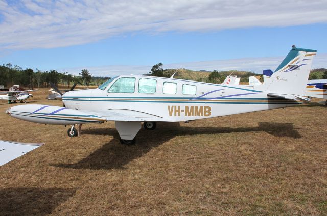 Beechcraft Bonanza (36) (VH-MMB)