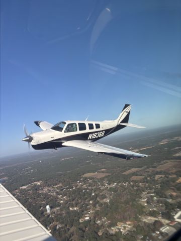 Beechcraft Bonanza (36) (N1836B) - Formation