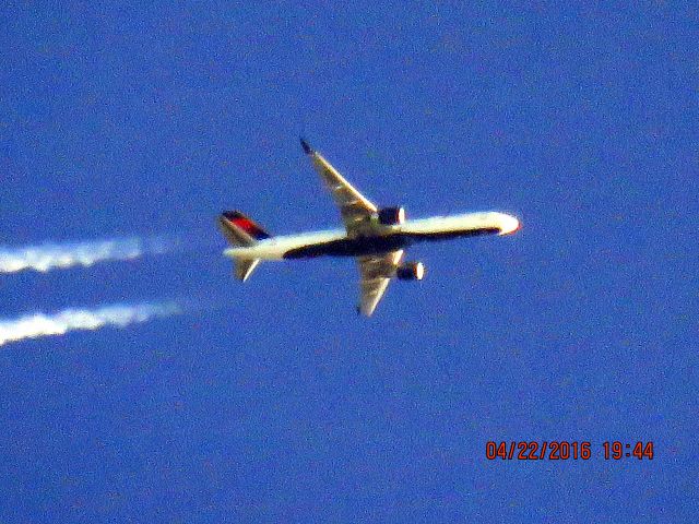 Boeing 757-200 (N550NW)