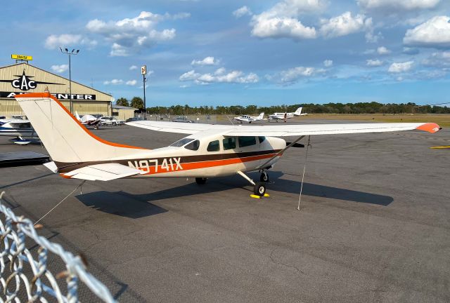 Cessna Centurion (N9741X)