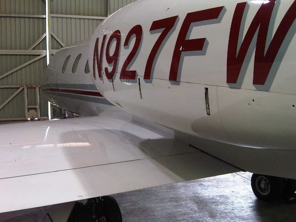 Learjet 25 (N927FW)