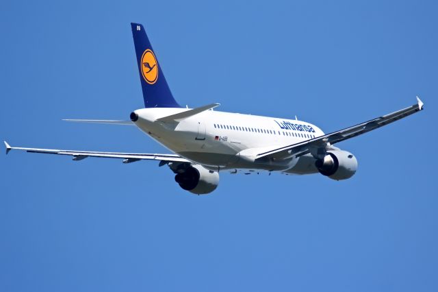 Airbus A319 (D-AIBB)