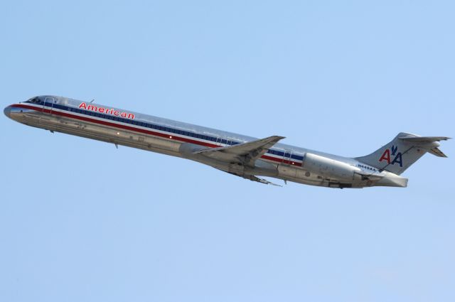 McDonnell Douglas MD-80 (N449AA)