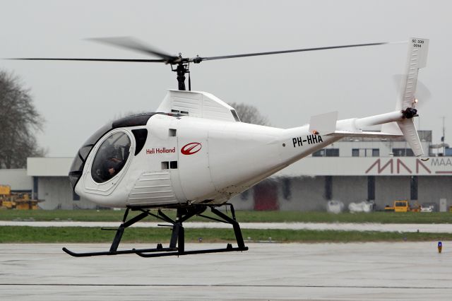 SHANGHAI SIKORSKY Shen 4 (PH-HHA) - More known as Schweizer 269D