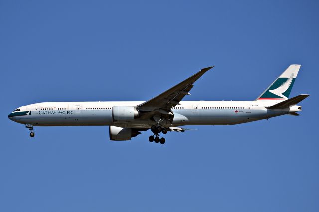 BOEING 777-300ER (B-KPB)