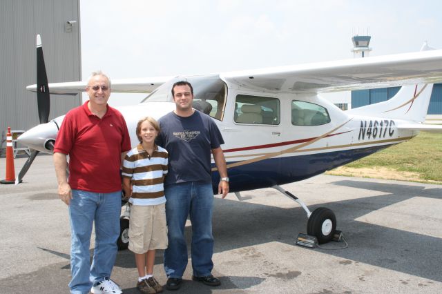 Cessna Centurion (N4617C) - Family vacation traveling machine