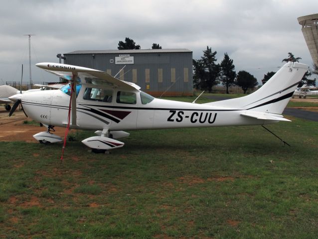 Cessna Skylane (ZS-CUU)