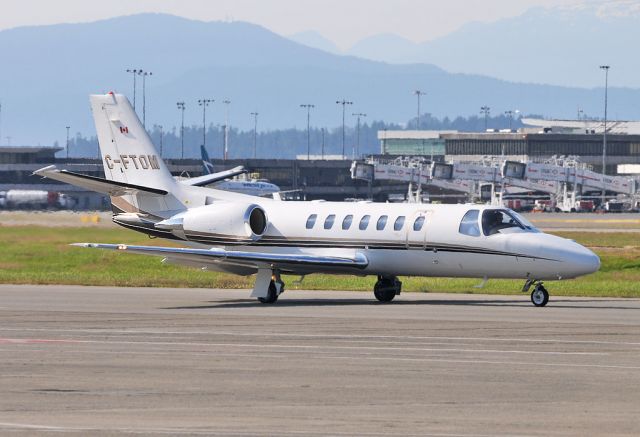 Cessna Citation V (C-FTOM)