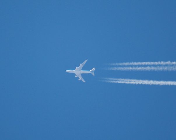 — — - KLM Flight#685 flying over London,Canada(CYXU),April 4th,2012,Flying from Schiphol Amsterdam EHAM/AMS enroute to LIC BENITO JUAREZ INTL, MMMX/MEX, I photographed this over London about 3:55pm.