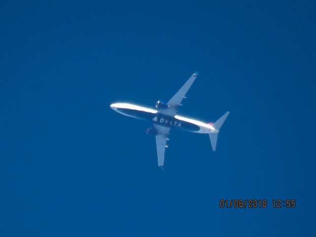 Boeing 737-900 (N856DN)