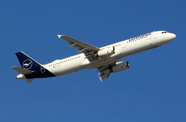 Airbus A321 (D-AISQ)