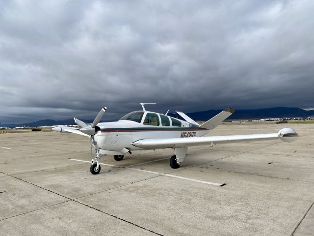 Beechcraft 35 Bonanza (N6428S)