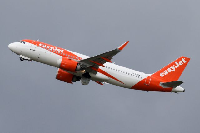 Airbus A320neo (G-UZHW) - EZY1885 off to Hurghada in Egypt 