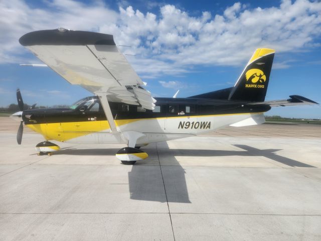 Quest Kodiak (N910WA)