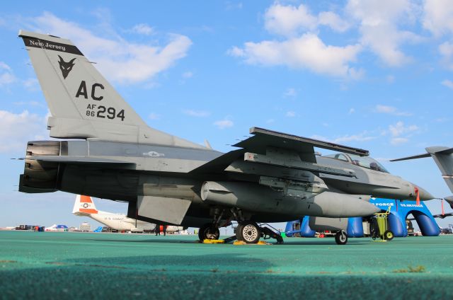 Lockheed F-16 Fighting Falcon (86-0294)