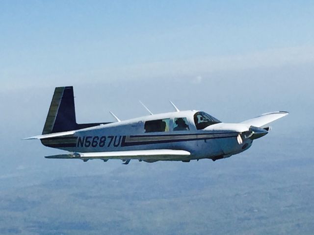 Mooney M-20 (N5687U)