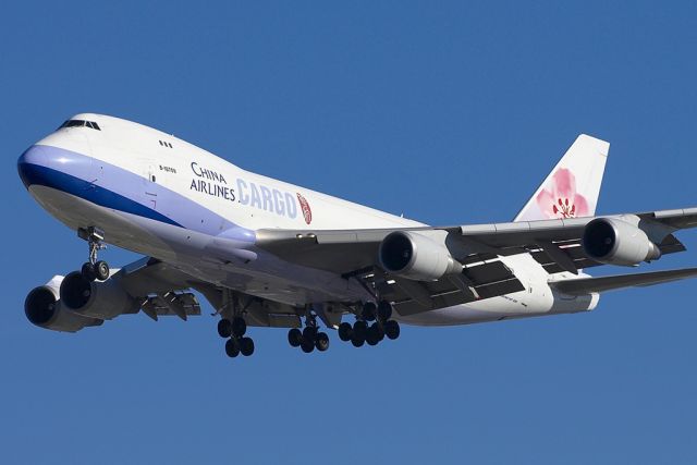 Boeing 747-400 (B-18709)