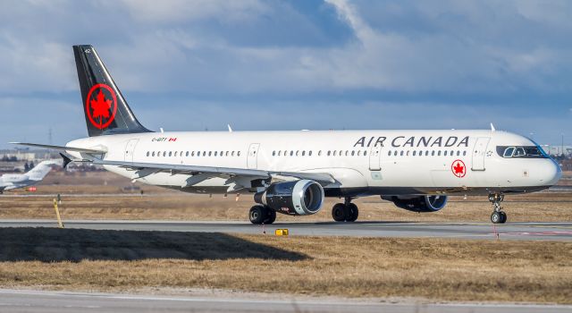 Airbus A321 (C-GITY) - AC604 proceeds to the threshold of runway 23 and departure to Halifax