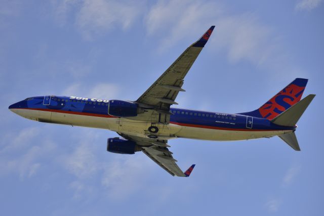 Boeing 737-800 (N815SY)