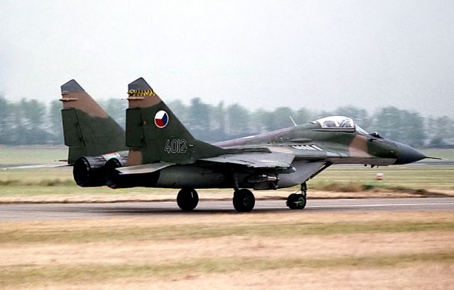 MIKOYAN MiG-33 (CEF4012) - MiG-29A Fulcrum Czech Air Force (CEF) 4012, (Sep 1991)