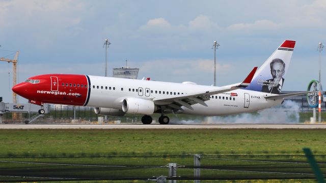 Boeing 737-800 (EI-FHA)