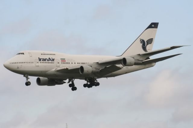 Boeing 747-200 (EP-IAB)