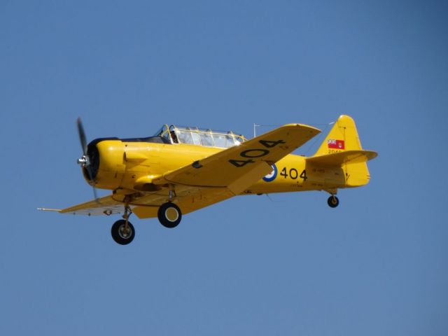 North American T-6 Texan (C-FVFG)