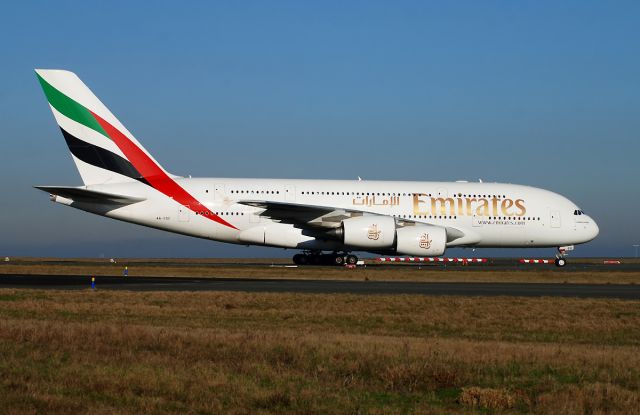 Airbus A380-800 (A6-EDD) - 380