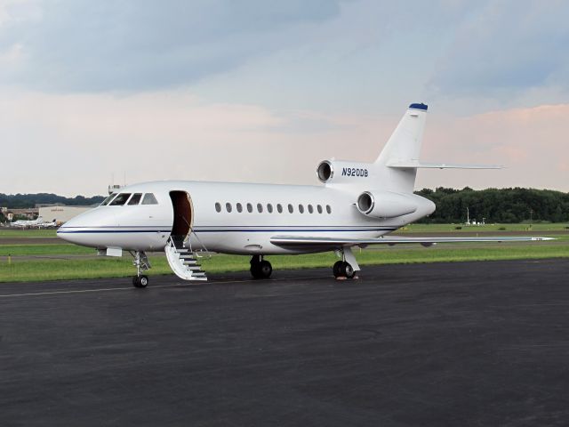 Dassault Falcon 900 (N920DB)