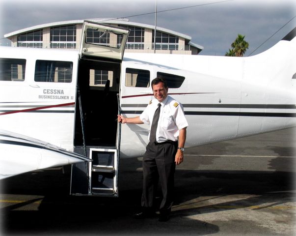 Cessna 402 (ZS-MPC) - Flight to the Orapa Diamond Mine, Botswana.