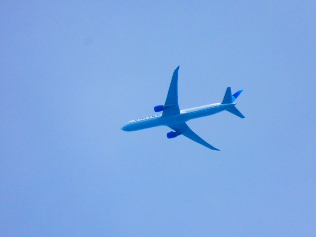 BOEING 767-400 (N77066) - UAL345br /IAD-HNLbr /07/23/22