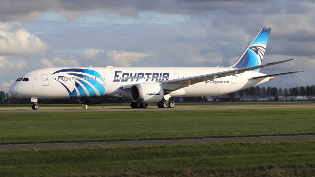 Boeing 787-9 Dreamliner (SU-GEW)