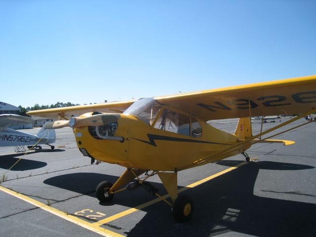 — — - Antique Fly In Camden, SC Oct 2, 2010