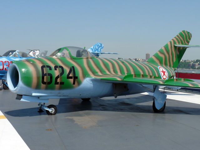 CAF624 — - 6-7-2009: USS Intrepid, New York