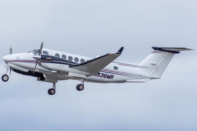 Beechcraft Super King Air 300 (N536MR) - Departing off 29