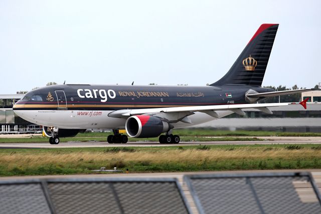 Airbus A310 (JY-AGQ)