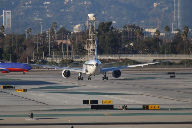 Boeing 787-9 Dreamliner (JA873A)