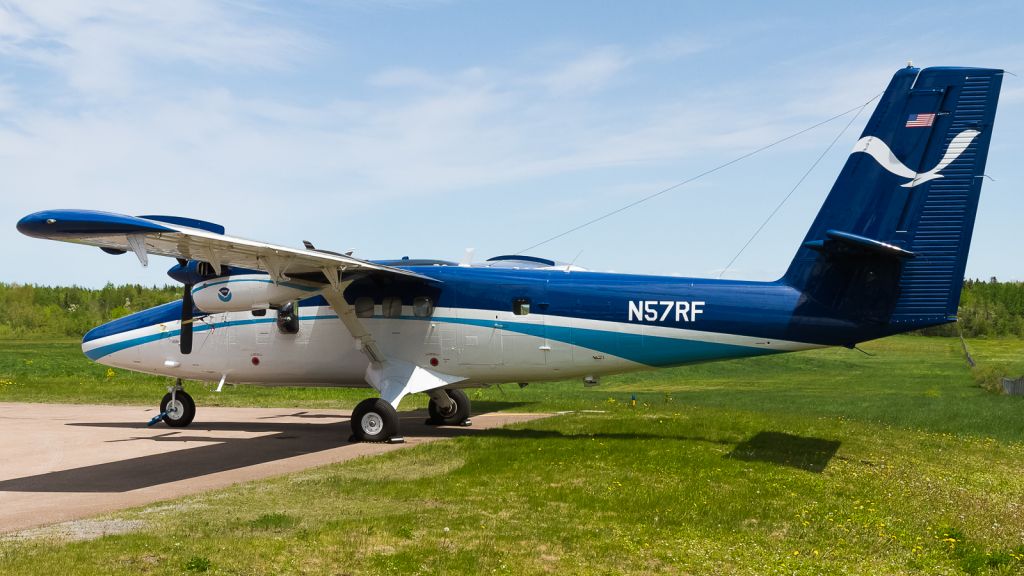 De Havilland Canada Twin Otter (N57RF) - N57RF CYQM