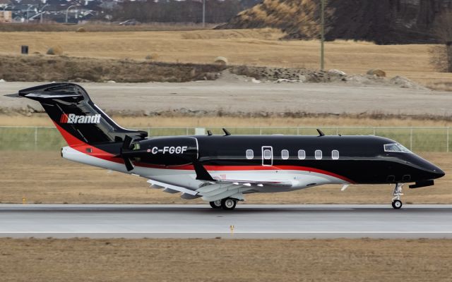 Bombardier Challenger 300 (C-FGGF)