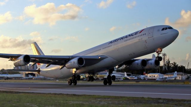 Airbus A340-300 (F-GLZR) - From Simpson Bay Road.