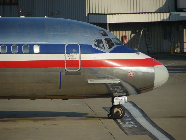 McDonnell Douglas MD-82 (N965TW)