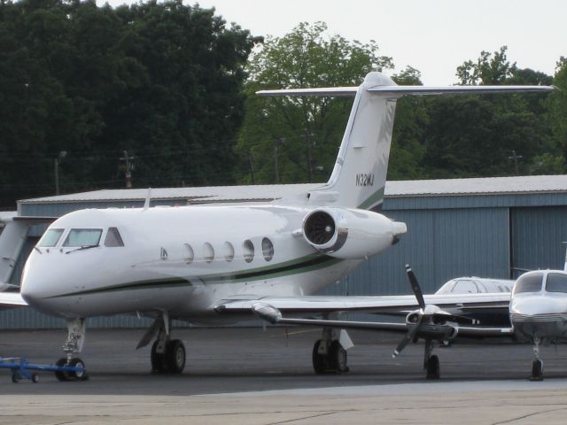 Gulfstream Aerospace Gulfstream 3 (N32MJ) - Magic Johnsons Gulfstream 3